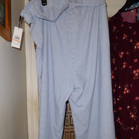 NWT 2X CALVIN KLEIN BLUE PINSTRIPED CAPRIS SEARSSUCKER LOOK - Picture 8 of 9